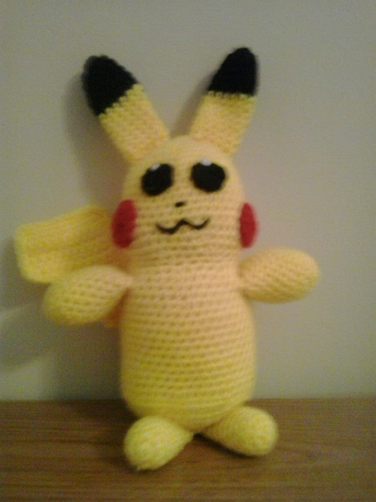 025 Pikachu Pokemon Amigurumi Plush